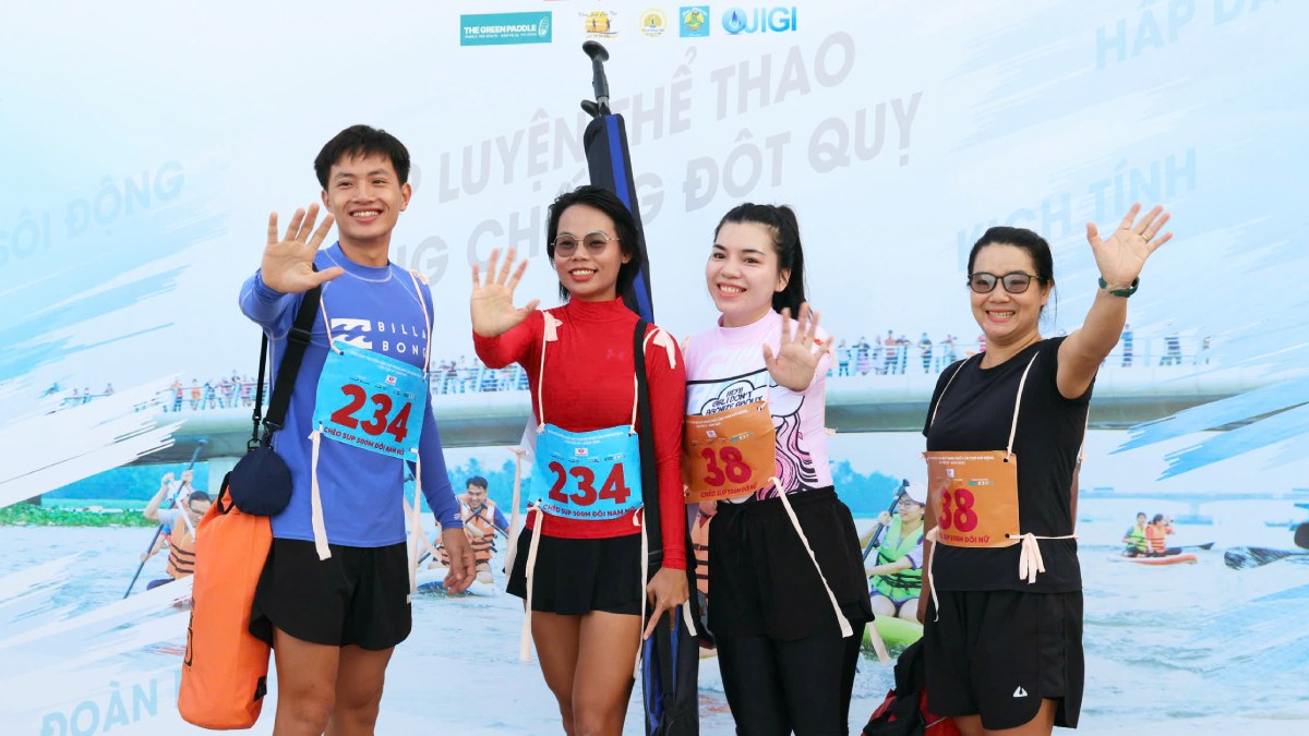 Anh: Ta Quang