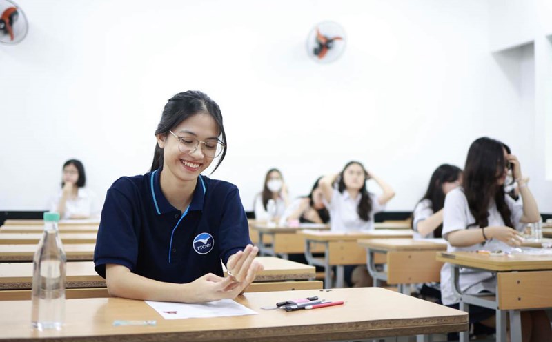 Reasons why universities consider recruiting the C00 combination