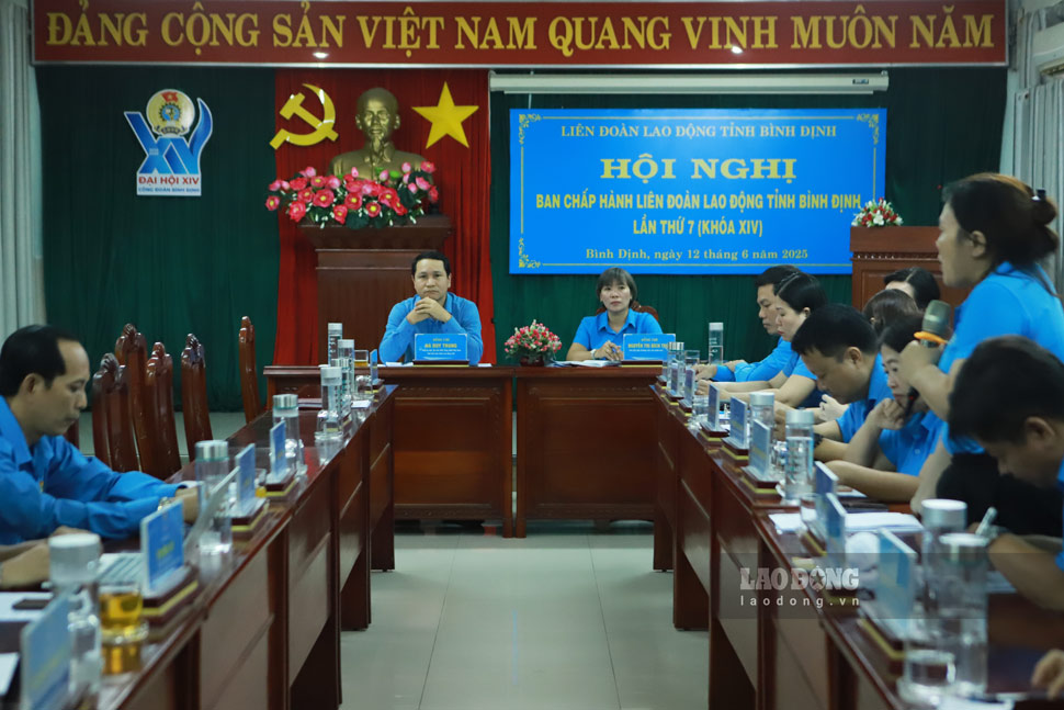 Cong doan Binh Dinh so ket hoat dong 6 thang dau nam va trien khai nhiem vu 6 thang cuoi nam 2025. Anh: Hoai Phuong