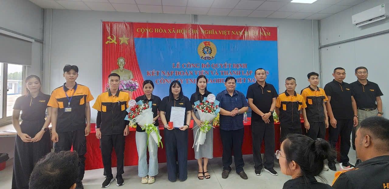 Establecimiento de base Grassroots Flower Co., Ltd. Vietnam. Foto: Federacion Laboral Binh Phuoc proporcionada.