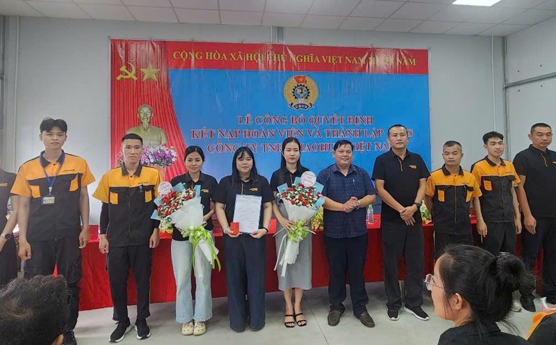 Establishment of the Trade Union of Hoa Hua Vietnam Co., Ltd. Photo: Provided by Binh Phuoc Labor Federation.