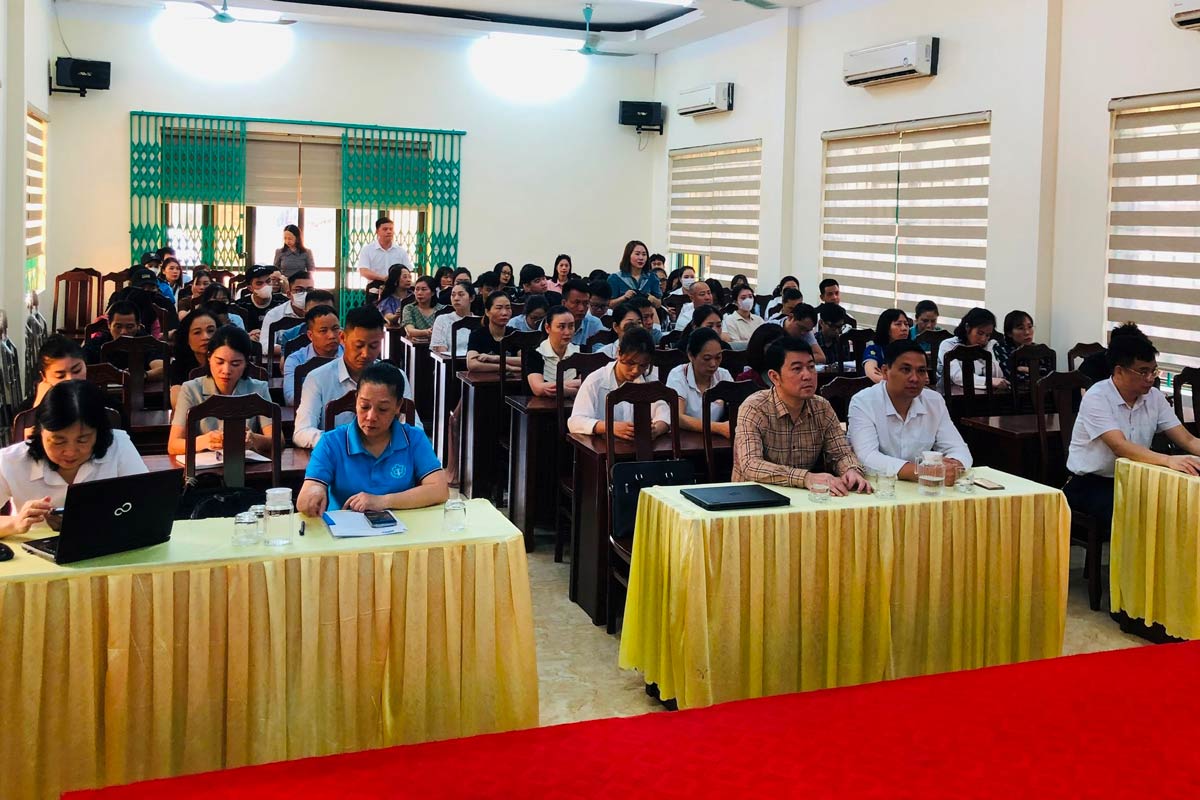 Reunion de la Federacion Laboral de la ciudad de Mo Cai (Quang Ninh). Foto: Mong Cai e -Portal