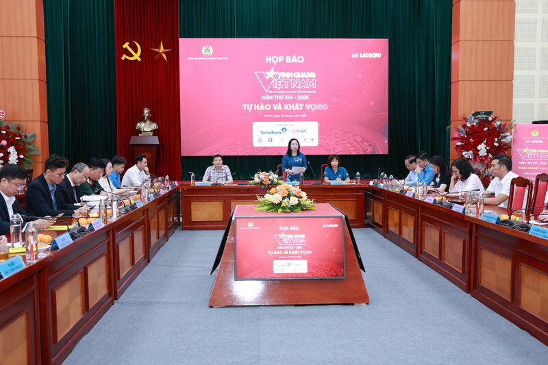 Chieu 16.6, tai Bao Lao Dong da dien ra buoi hop bao Chuong trinh Vinh quang Viet Nam nam 2025.