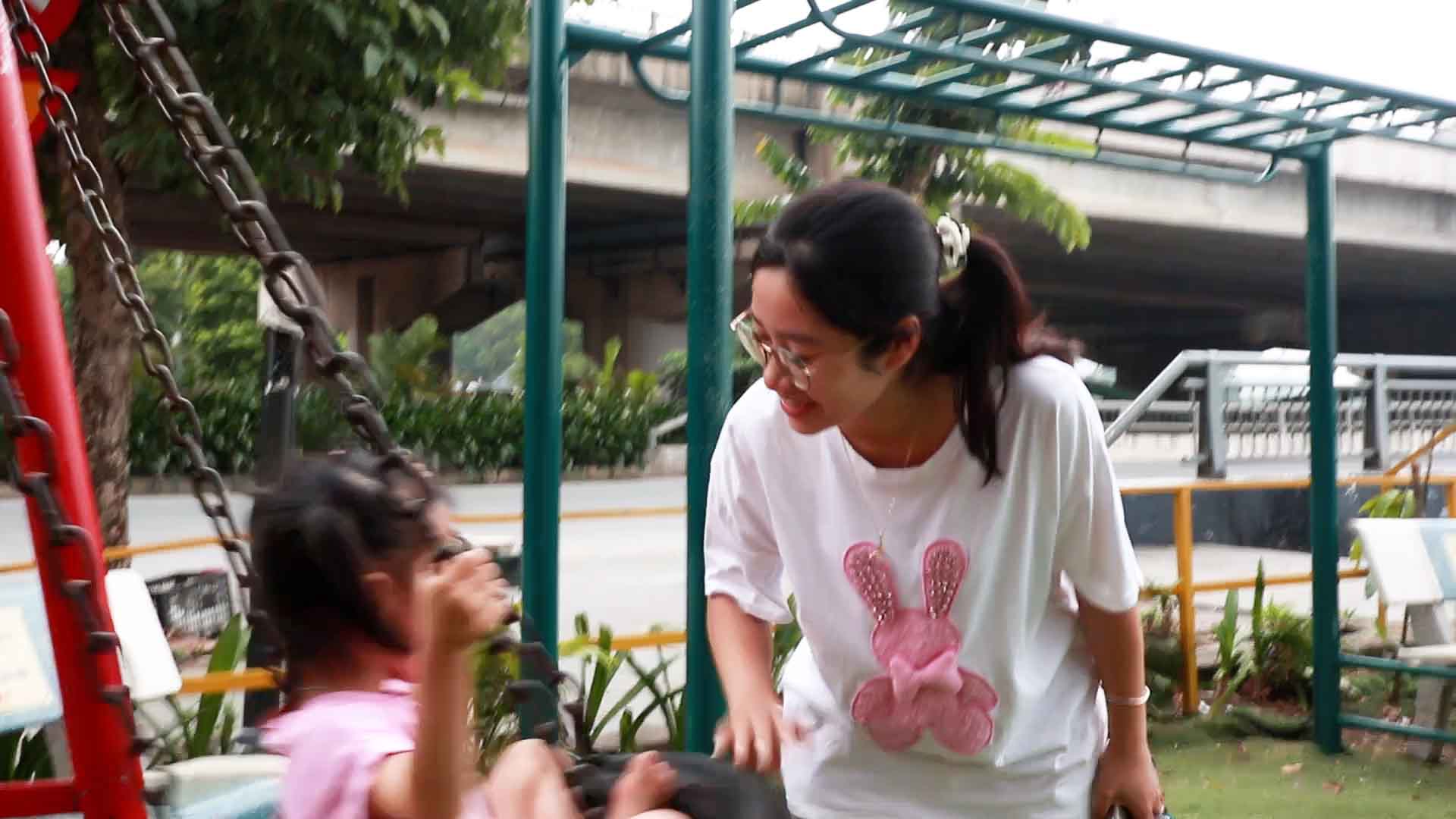 Feliz esposa, familia pacifica