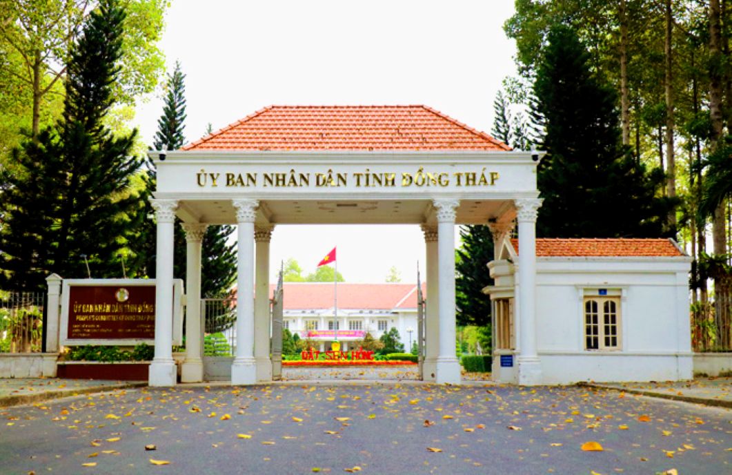 Tru so UBND tinh Dong Thap nhin tu ben ngoai. Anh: Thanh Mai