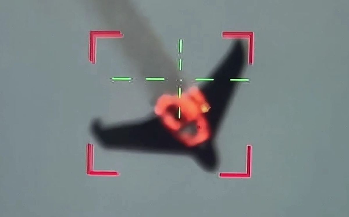 El nuevo arma laser rusa observaba el aire en el aire. Fotos cortadas del video RT
