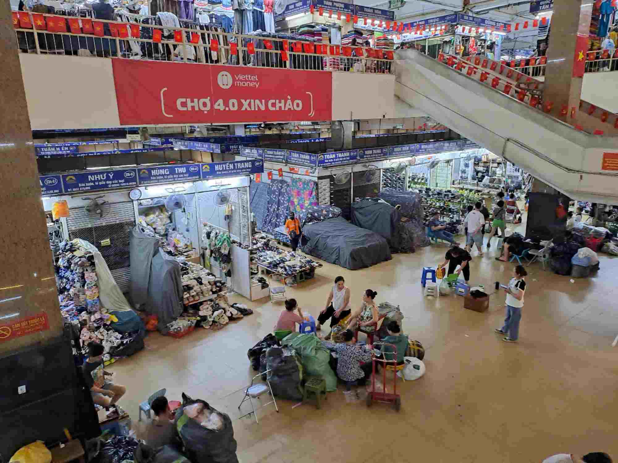 Business households support electronic invoices, but need more clear instructions on situations arising from practice. Photo: Yen Van