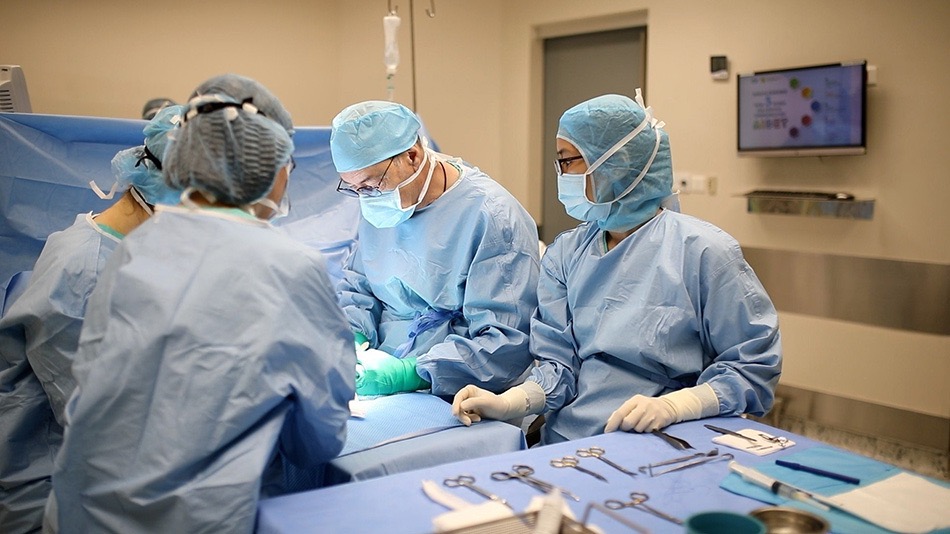 Doctor Stephane Guero and his team performed surgery to extend the patient's arm. Photo: Provided by the hospital