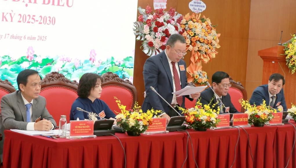 Doan Chu tich dieu hanh dai hoi. Anh: Hien Hoa