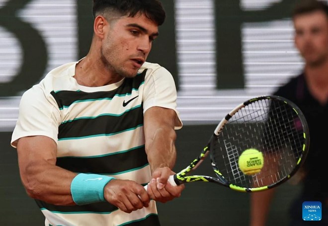 Carlos Alcaraz tiene como objetivo proteger el titulo del campeonato en Wimbledon 2025. Foto: Xinhua