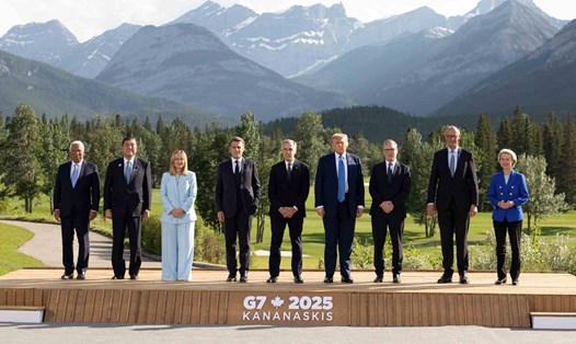 Lãnh đạo các nước G7 và lãnh đạo EU chụp ảnh chung tại Canada ngày 16.6.2025. Ảnh: G7