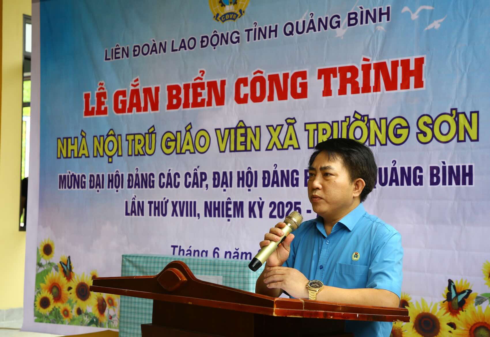 Pho Chu tich LDLD tinh Quang Binh Phan Thanh Lan phat bieu tai buoi le. Anh: Cong Sang
