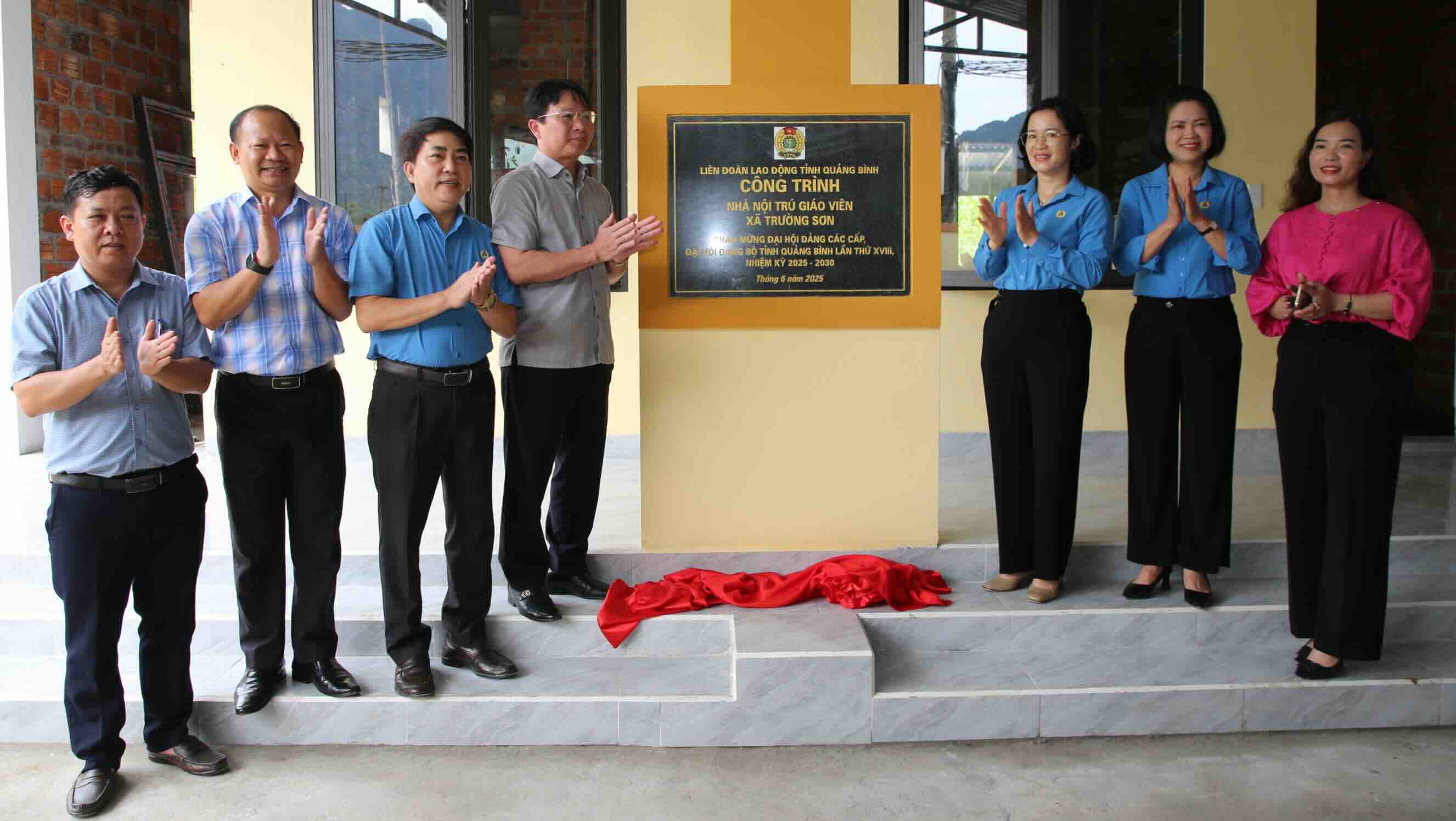 La casa de internado es de 1.200 millones de dong para los maestros de las tierras altas en Quang Binh. Foto: Cong Sang