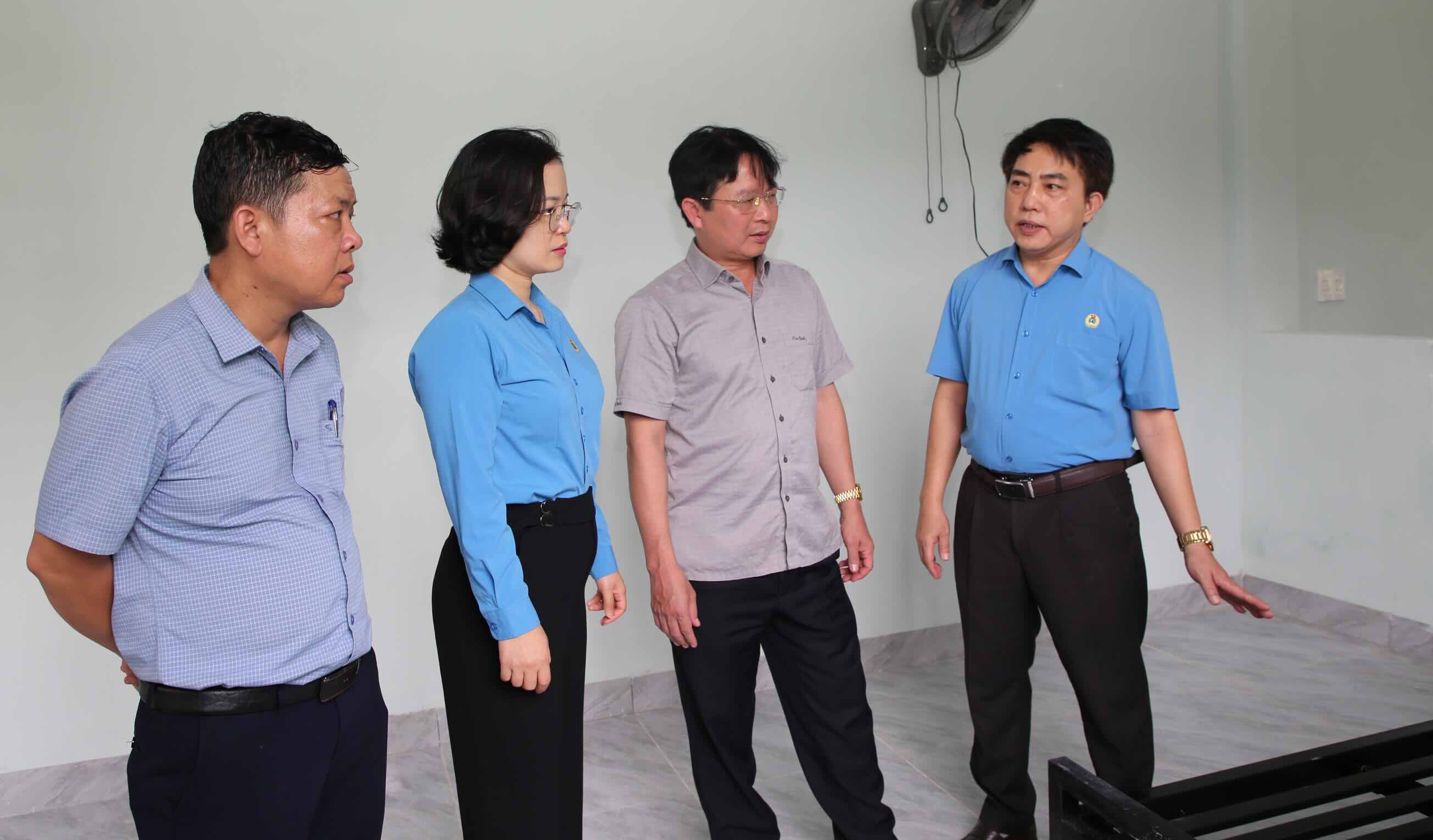 Nha noi tru giup cac giao vien tai xa Truong Son co noi o de yen tam cong tac. Anh: Cong Sang