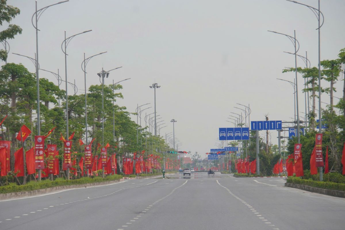 Tuyen duong Do Muoi hoan thanh, dua vao su dung. Ảnh: Anh Tuan