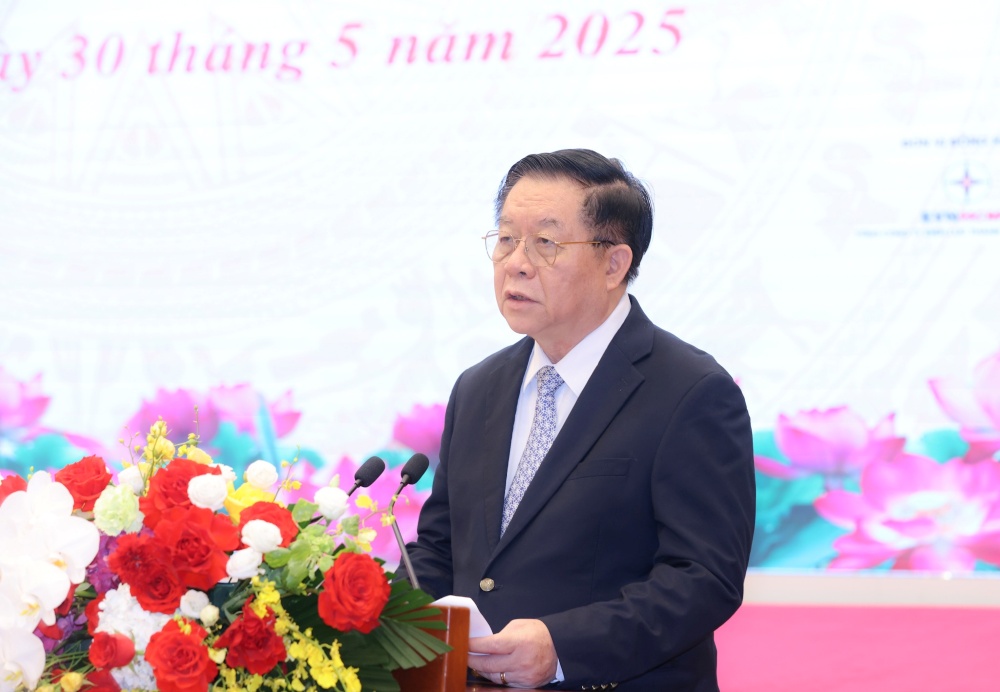 Member of the Politburo, Secretary of the Party Central Committee, Head of the Central Propaganda and Mass Mobilization Commission Nguyen Trong Nghia. Photo: Hai Nguyen