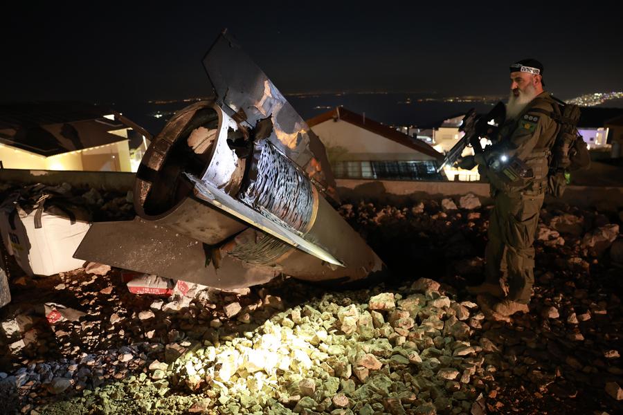 El cuerpo de misiles en Safed, Israel despues del ataque aereo de Iran, 16 de mayo de 2025. Foto: Xinhua