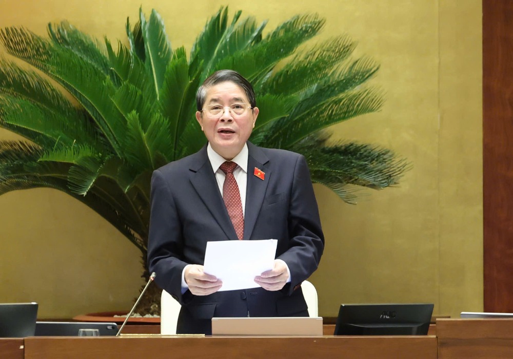Vice Chairman of the National Assembly Nguyen Duc Hai requested the Minister of Finance to inform about amending the family deduction level and allocating sources for salary increases. Photo: Pham Dong