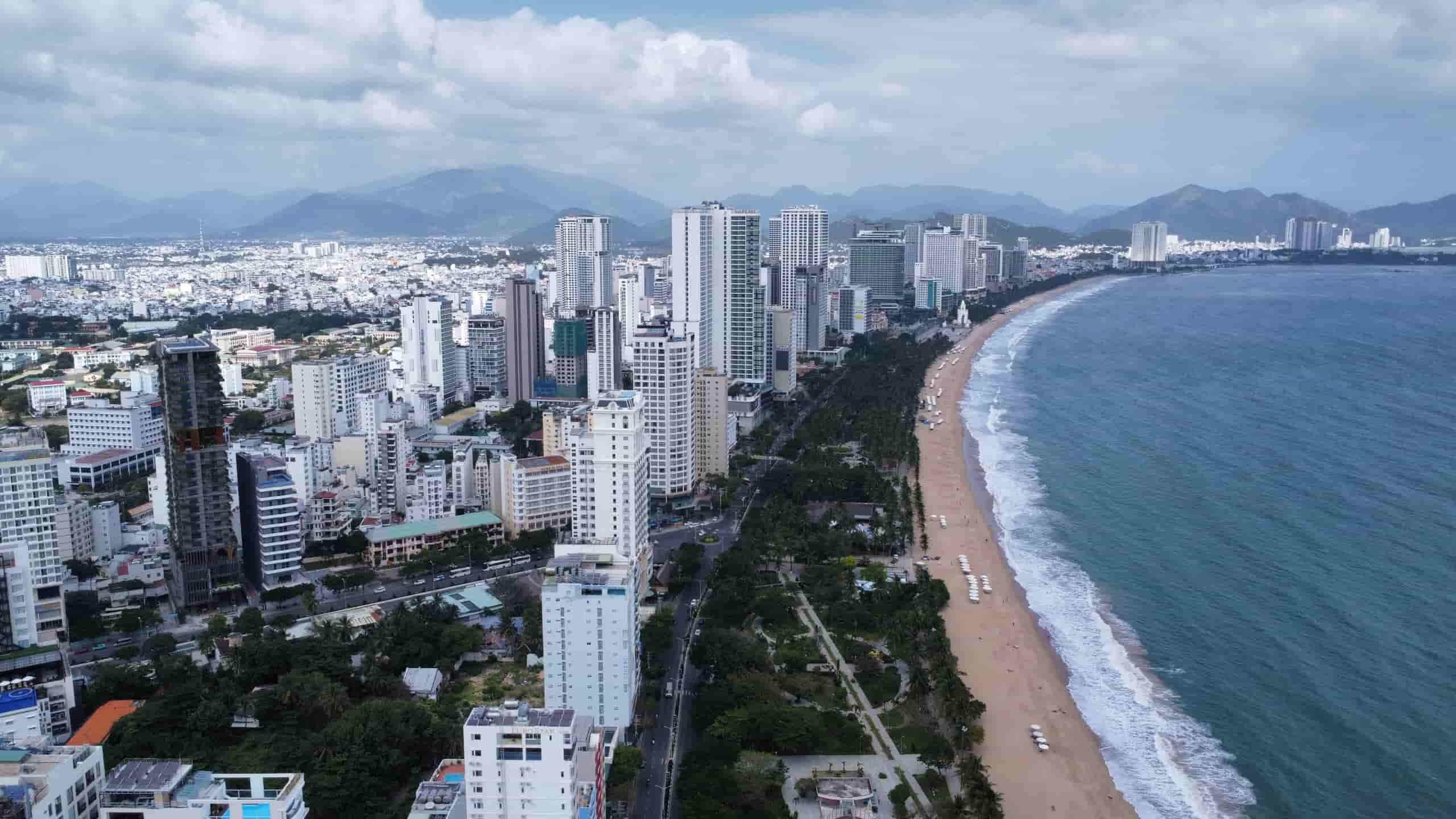 Khanh Hoa is reviewing and preparing the contents to adjust the Provincial Planning after merging the two provinces. Photo: Huu Long