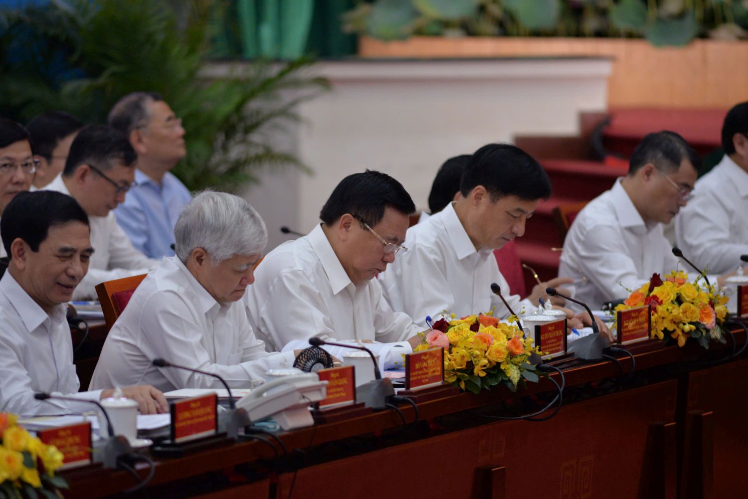 Cac dai bieu tham du hoi nghi. Anh: Ha Khanh