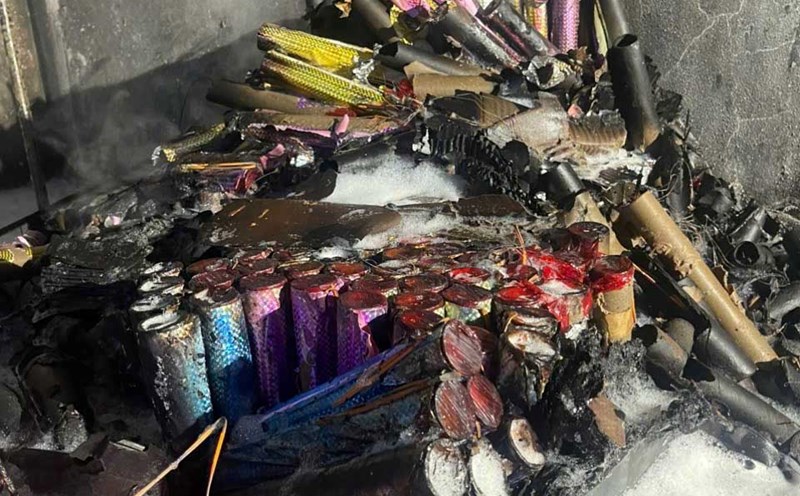 Scene of the fire and explosion in Ha Dong, Hanoi that killed 2 people on June 17. Photo: Hanoi Police