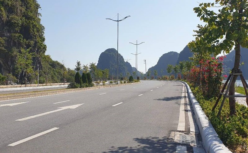 The ecological urban area combined with a theme park in Quang Hanh ward, Cam Pha city is located near the coastal road of Ha Long - Cam Pha. Photo: Nguyen Hung