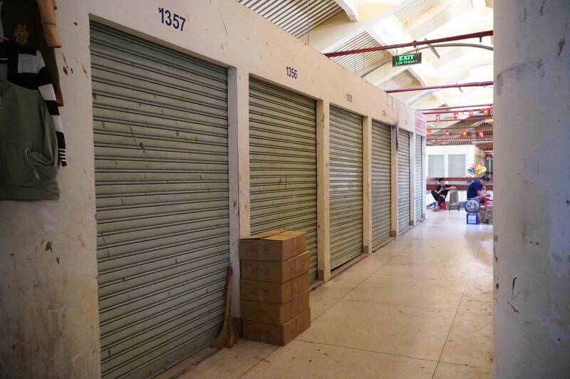 La lenta situacion comercial convirtio a muchas pequeñas empresas en la ciudad de Ho Chi Minh. Foto: NGOC LE