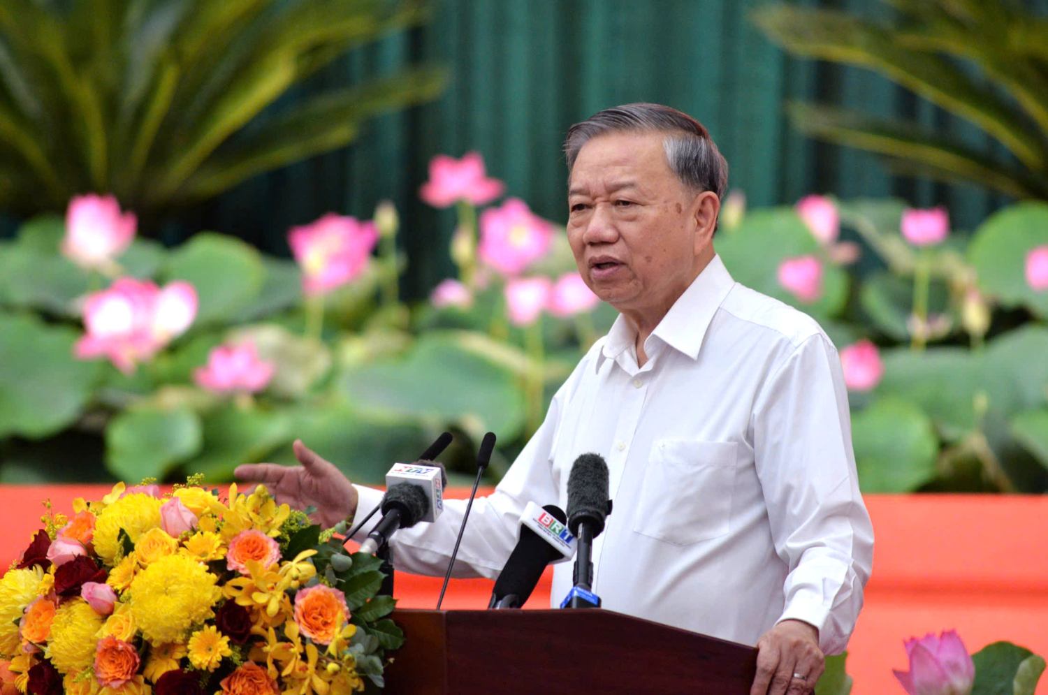 Secretario general de Lam hablo en la reunion. Foto: Ha Khanh