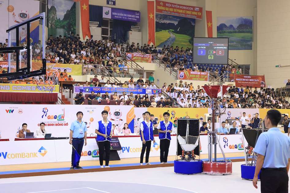 PVcomBank khang dinh cam ket chung tay dong gop cho su phat trien cua cong dong. Anh: PVcomBANK