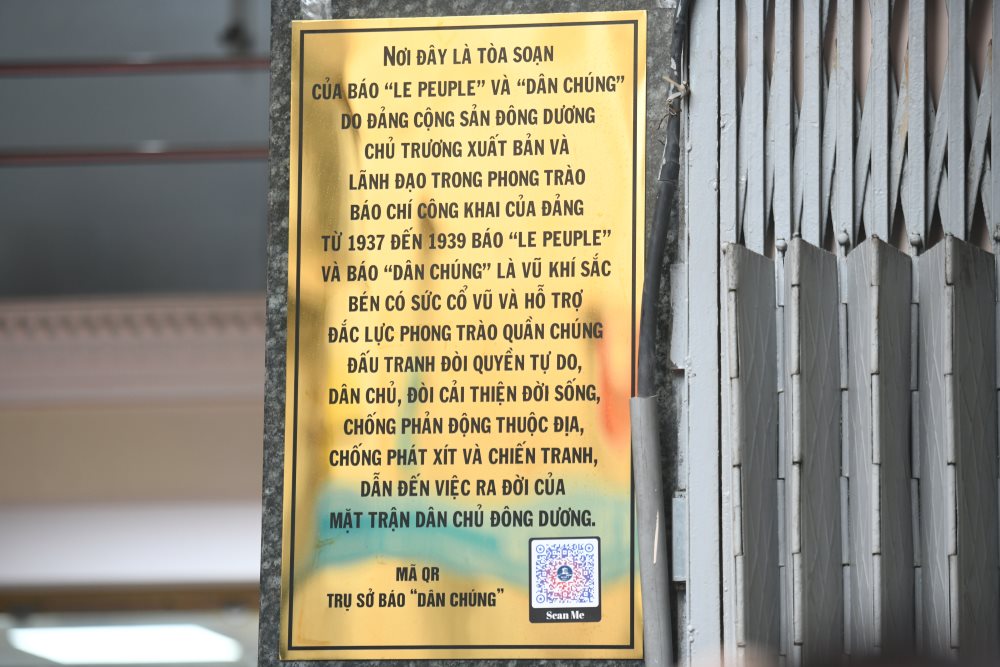 Bang hieu di tich lich su cap quoc gia dat tai so 43 Le Thi Hong Gam – tru so bao Dan Chung. Ảnh: Anh Tu