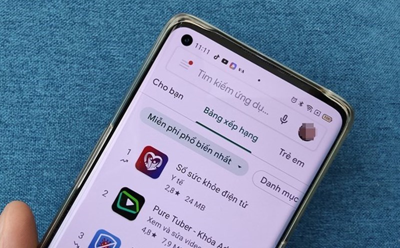 Electronic Health Book application. Photo: The Lam