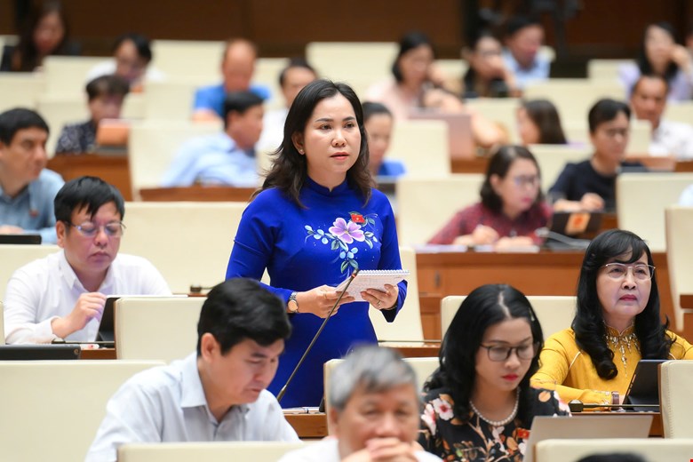 Đại biểu Lê Thị Ngọc Linh (Đoàn Bạc Liêu). Ảnh: Quochoi