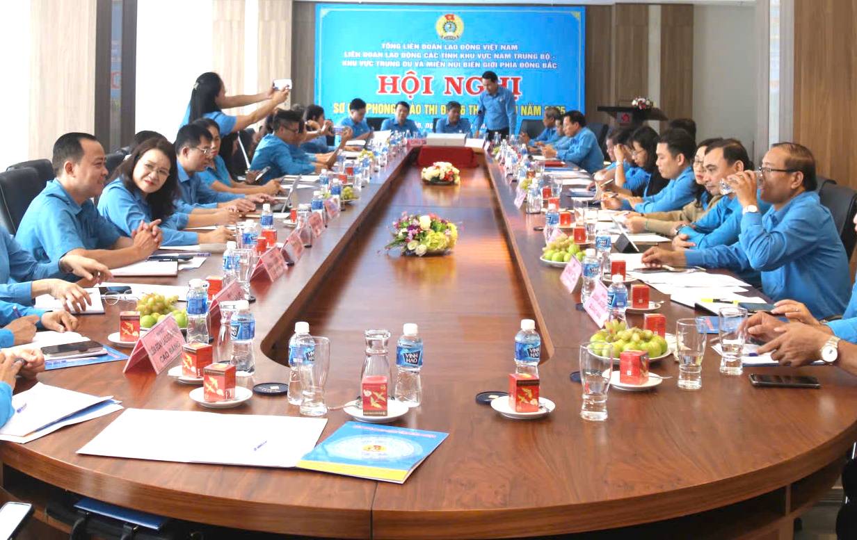 Toàn cảnh hội nghị do Tổng LĐLĐ Việt Nam tổ chức. Ảnh: Phương Linh