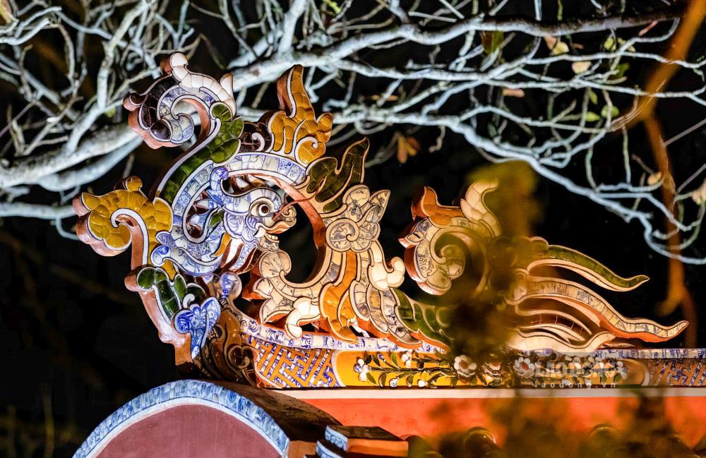 O Viet Nam hien nay, ngoai cau ngoi Thanh Toan con co vai cay cau co kien truc tuong tu, la Chua Cau (Hoi An), cau ngoi o xa Hai Anh (Nam Dinh), cau ngoi Phat Diem (Ninh Binh), hai cay cau ngoi o Chua Thay (Ha Noi).