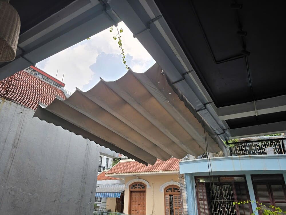 Con un jardin con jardin, Sunshade es la opcion optima en los calurosos dias de verano. Foto: Tuan dat