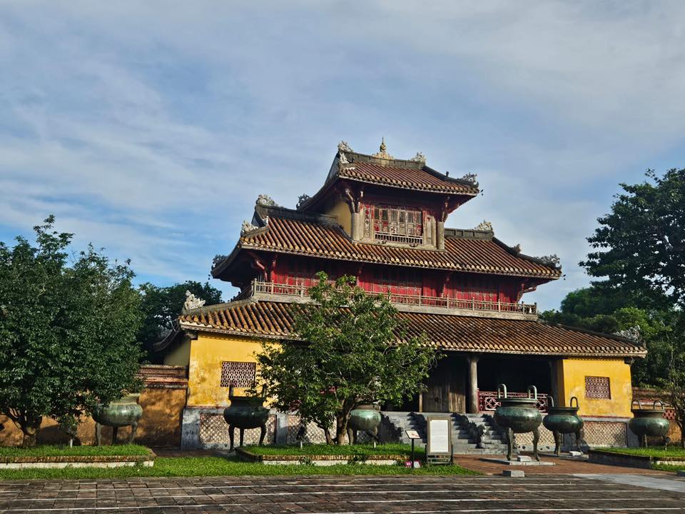 Nu du khach Han Quoc khong ngot loi khen danh cho Co do Hue. Anh: Hee Joen