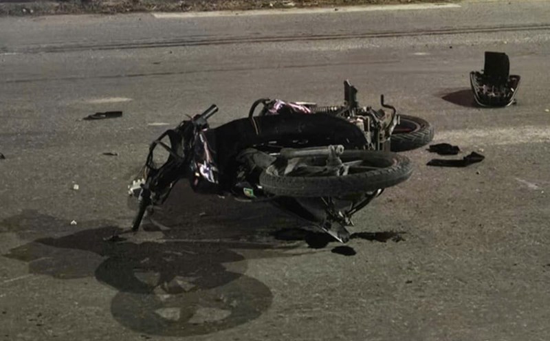 The collision caused damage to the vehicle.