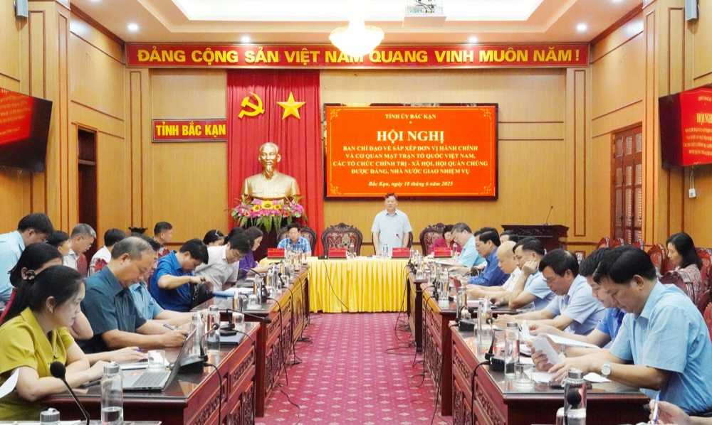 Conference of the Steering Committee on the arrangement of Bac Kan administrative units. Photo: Duy Khanh