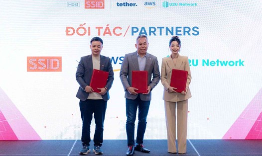 Hợp tác giữa các công ty công nghệ, tài chính thúc đẩy nền tảng tài chính số tại Việt Nam. Ảnh: Thanh Hằng