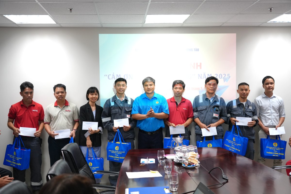 El programa "Gracias por los trabajadores" es una de las actividades para atender a los miembros del sindicato implementados en el mes de los trabajadores. Foto: Thanh an
