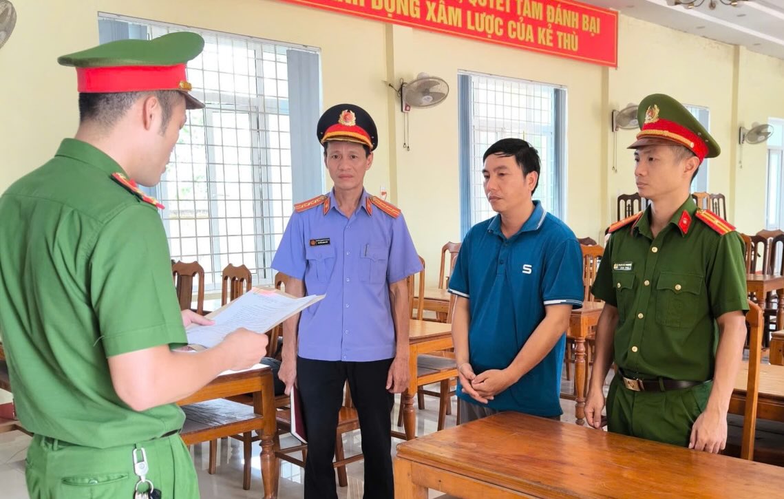 Đối tượng Trần Văn Năm bị khởi tố về hành vi “Tham ô tài sản”. Ảnh: Công an Quảng Bình