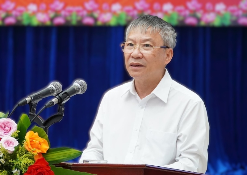 Pho Bi thu Thuong truc Tinh uy Quang Nam Nguyen Duc Dung tin tuong doi ngu can bo tinh tang cuong ve xa se phat huy tinh than trach nhiem, tao lan gio moi o co so. Anh: Nguyen Hoang