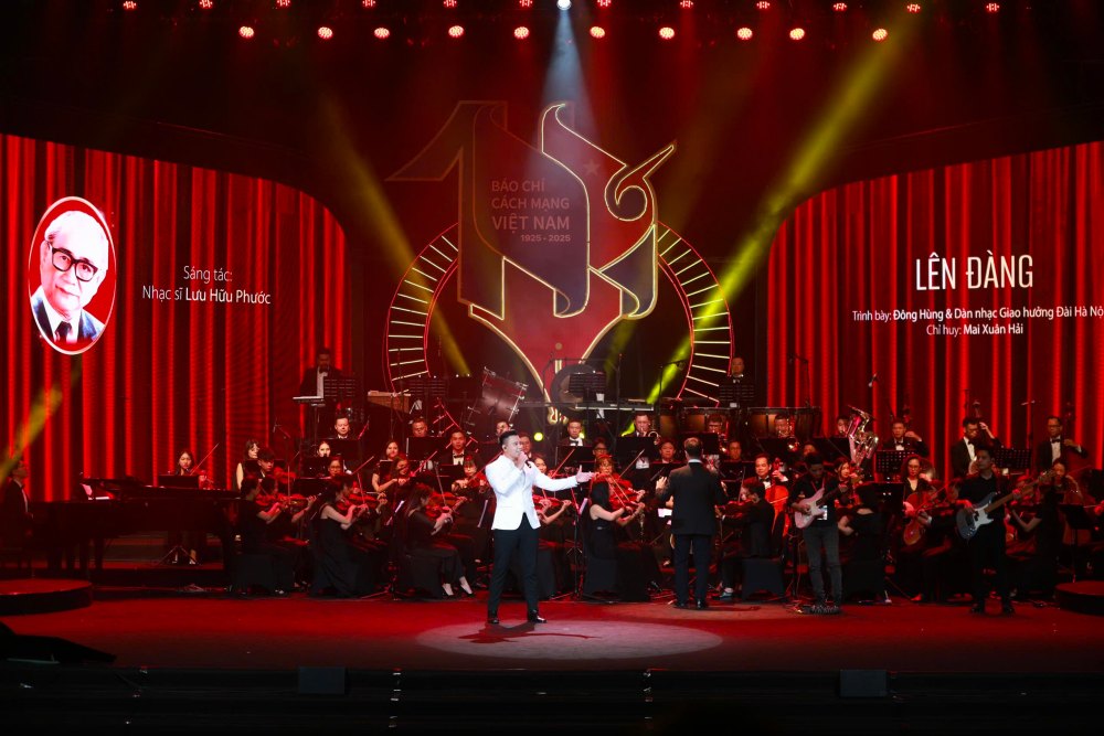 El programa de arte de arte "Vietnam Revolutionary Press - 100 años de gloria y responsabilidad". Foto: Comite Organizador