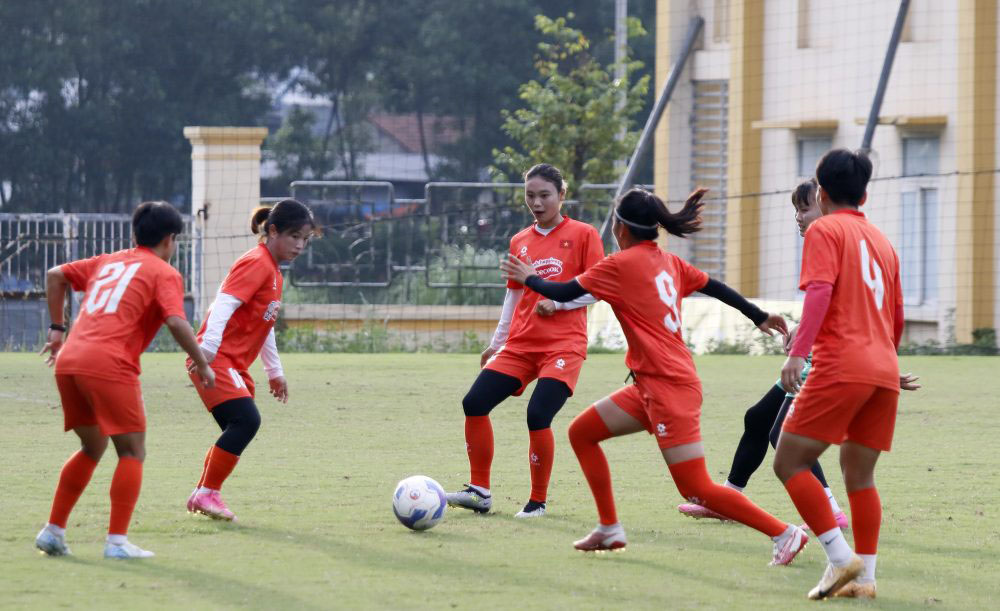 Toan doi dang co the trang va tinh than tot. Anh: VFF