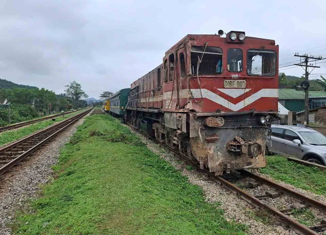 Duong sat Bac - Nam tai Ha Tinh hien nay. Anh: Tran Tuan