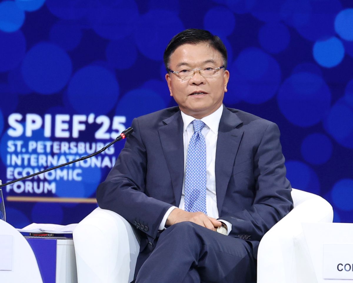 El viceprimer ministro Le Thanh Long dijo que Vietnam fue uno de los primeros paises en negociar en los Estados Unidos. Foto: VGP