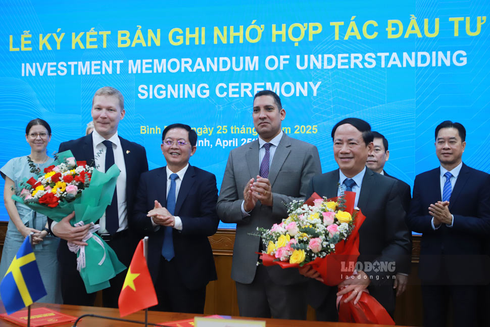 El proyecto del complejo de reciclaje de poliester en la provincia de Binh Dinh tiene una inversion total de mil millones de dolares. Foto: Hoai Phuong