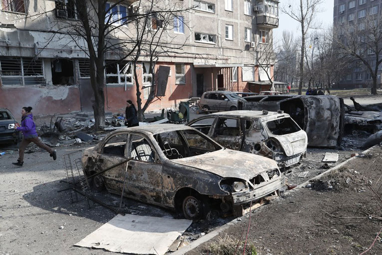 Las instalaciones en Mariupol (Ucrania) se vieron afectadas por el conflicto con Rusia. Foto: Xinhua