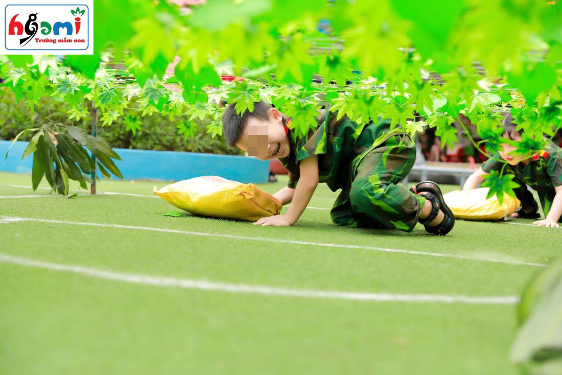 The experiential lessons of Hoa Mi Kindergarten (Thanh Hoa City) help the boy become a confident man. Photo: Hoa Mi Kindergarten