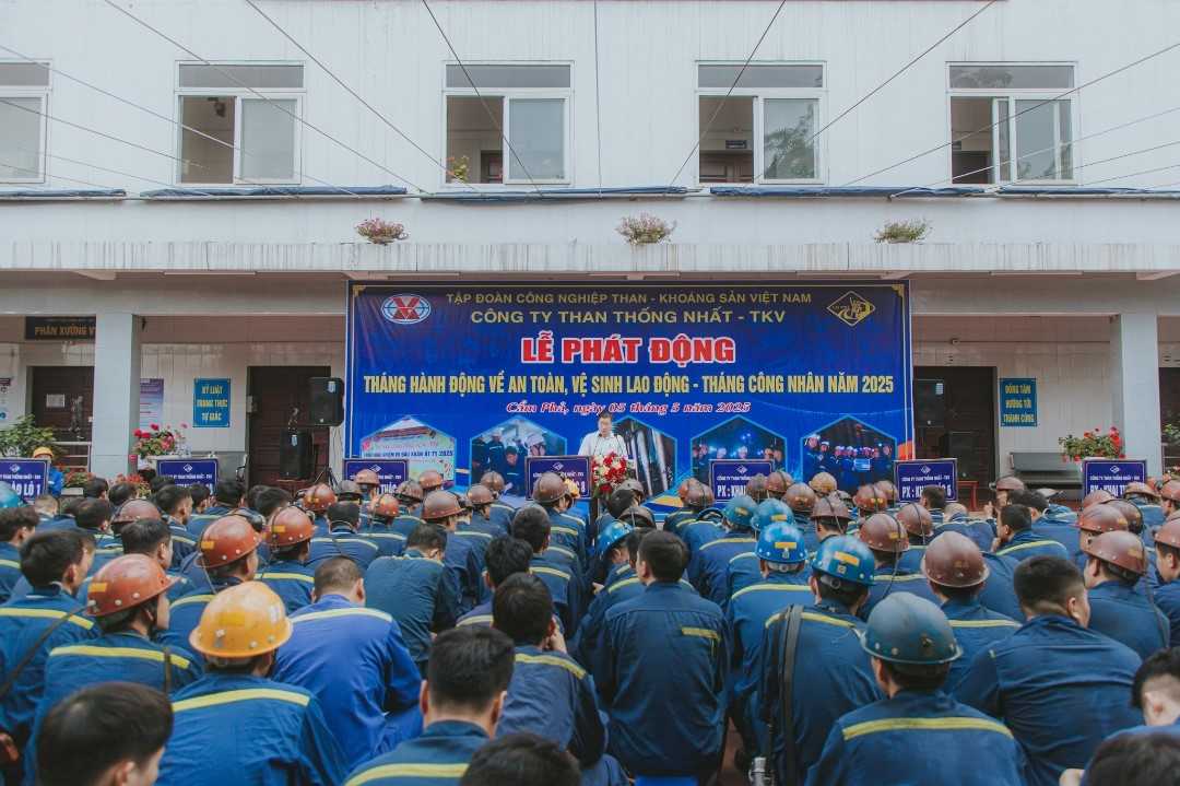 Cong ty Than Thong Nhat phat dong “Thang hanh dong ve An toan ve sinh lao dong - Thang Cong nhan” nam 2025. Anh: TKV